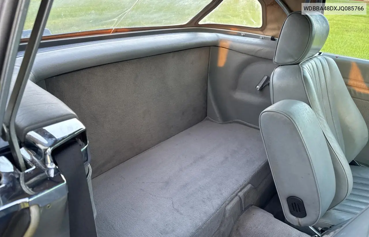 1988 Mercedes Benz 560 Sl VIN: WDBBA48DXJQ085766 Lot: 54797875