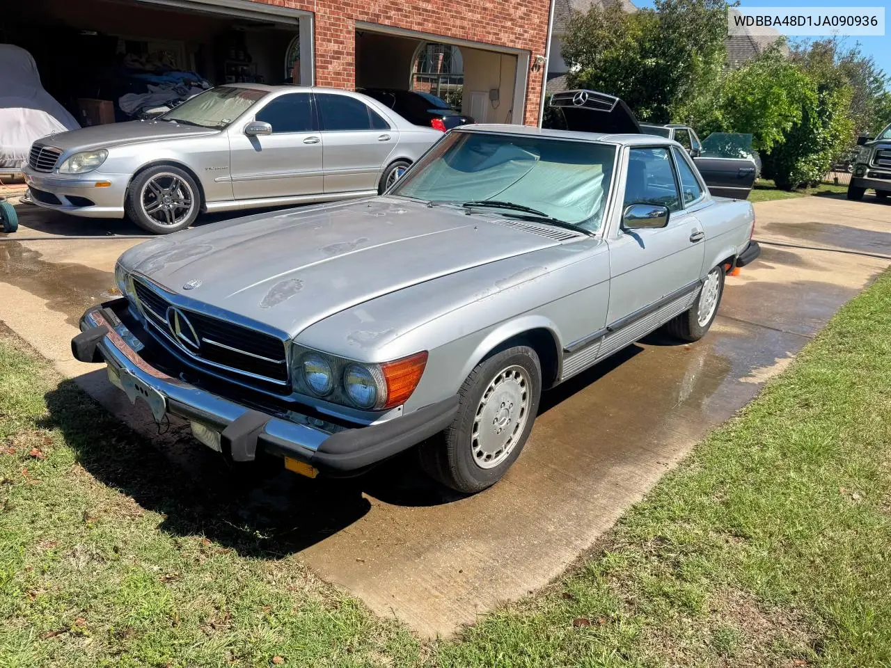 1988 Mercedes-Benz 560 Sl VIN: WDBBA48D1JA090936 Lot: 56725075