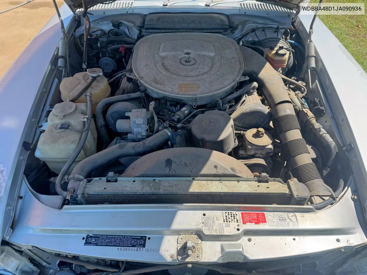 1988 Mercedes-Benz 560 Sl VIN: WDBBA48D1JA090936 Lot: 56725075