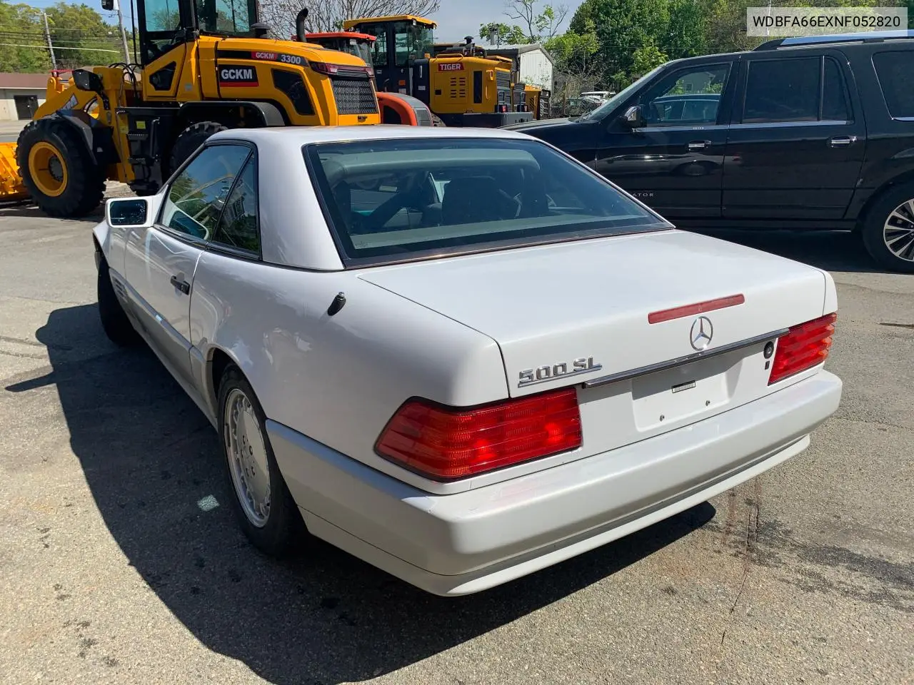 1992 Mercedes-Benz 500 Sl VIN: WDBFA66EXNF052820 Lot: 55408835