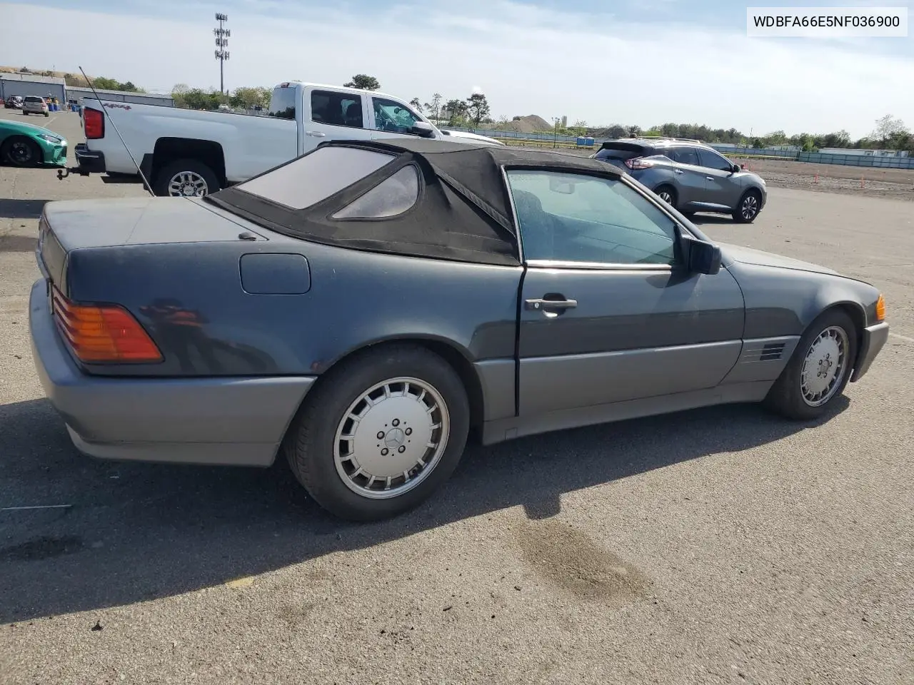 1992 Mercedes-Benz 500 Sl VIN: WDBFA66E5NF036900 Lot: 56508905