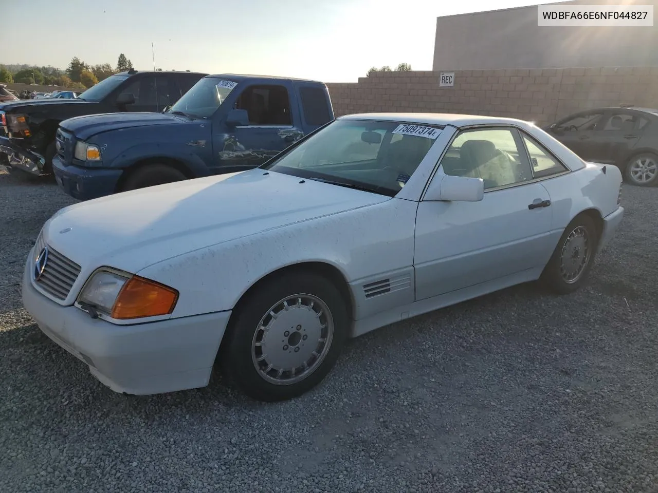 1992 Mercedes-Benz 500 Sl VIN: WDBFA66E6NF044827 Lot: 75097374