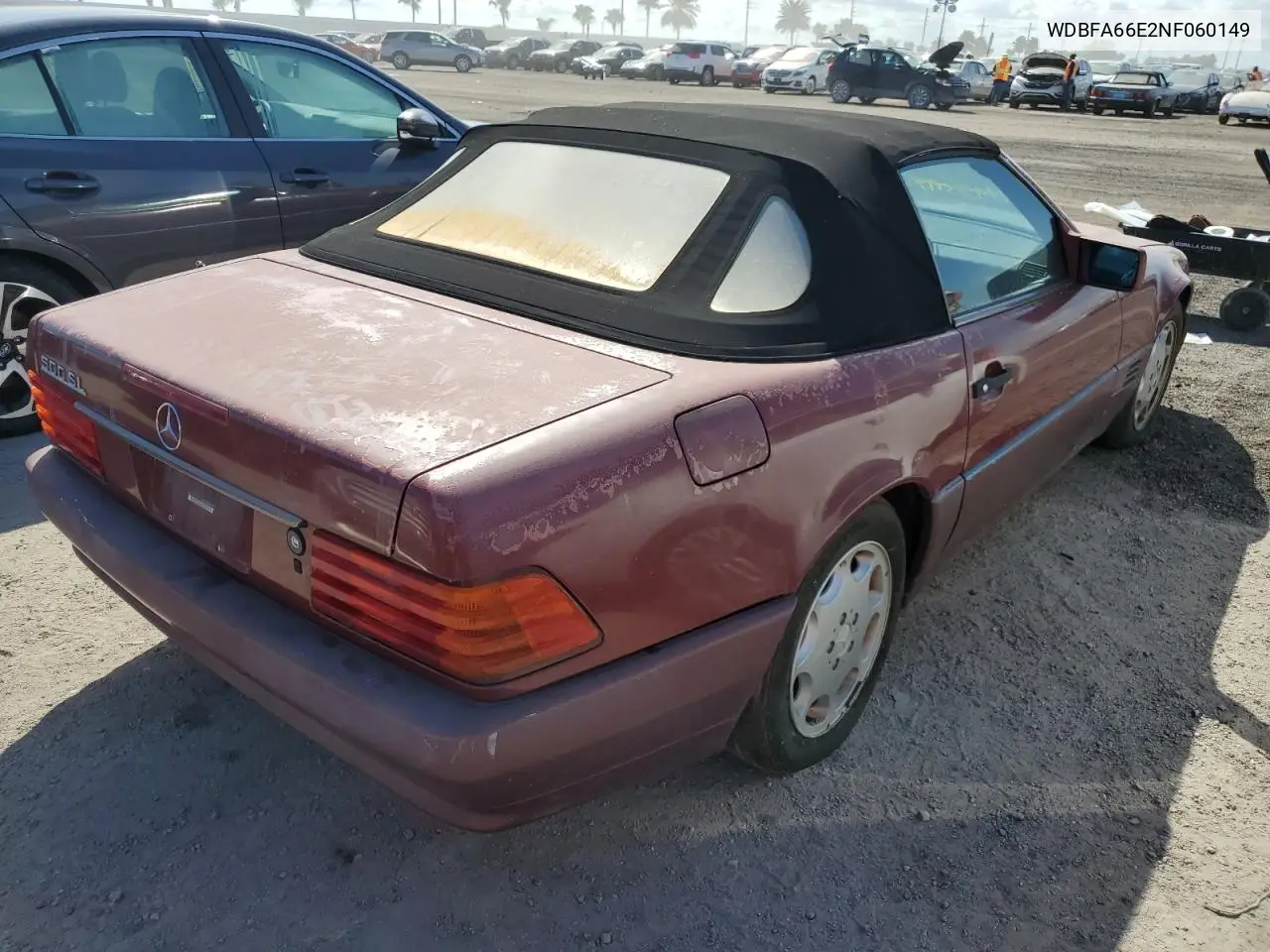 1992 Mercedes-Benz 500 Sl VIN: WDBFA66E2NF060149 Lot: 76109384