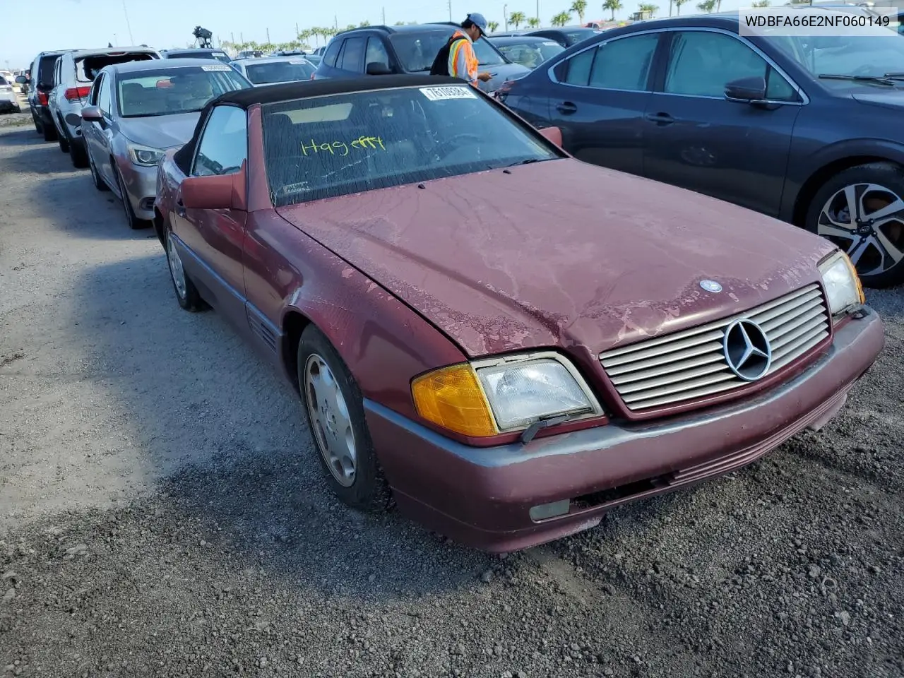 1992 Mercedes-Benz 500 Sl VIN: WDBFA66E2NF060149 Lot: 76109384