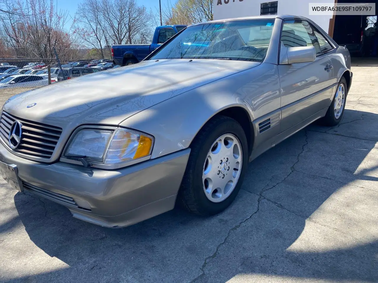 1995 Mercedes-Benz Sl 320 VIN: WDBFA63E9SF109797 Lot: 53972805