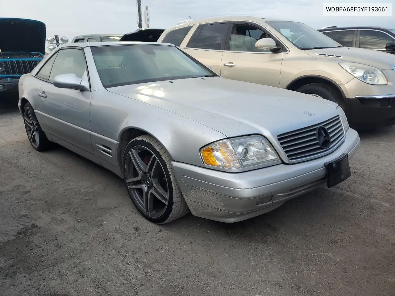 2000 Mercedes-Benz Sl 500 VIN: WDBFA68F5YF193661 Lot: 76386784
