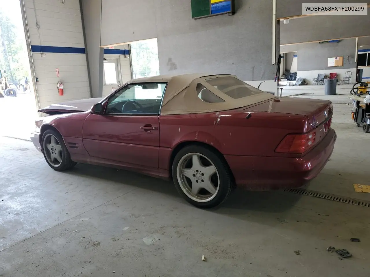 2001 Mercedes-Benz Sl 500 VIN: WDBFA68FX1F200299 Lot: 54422115