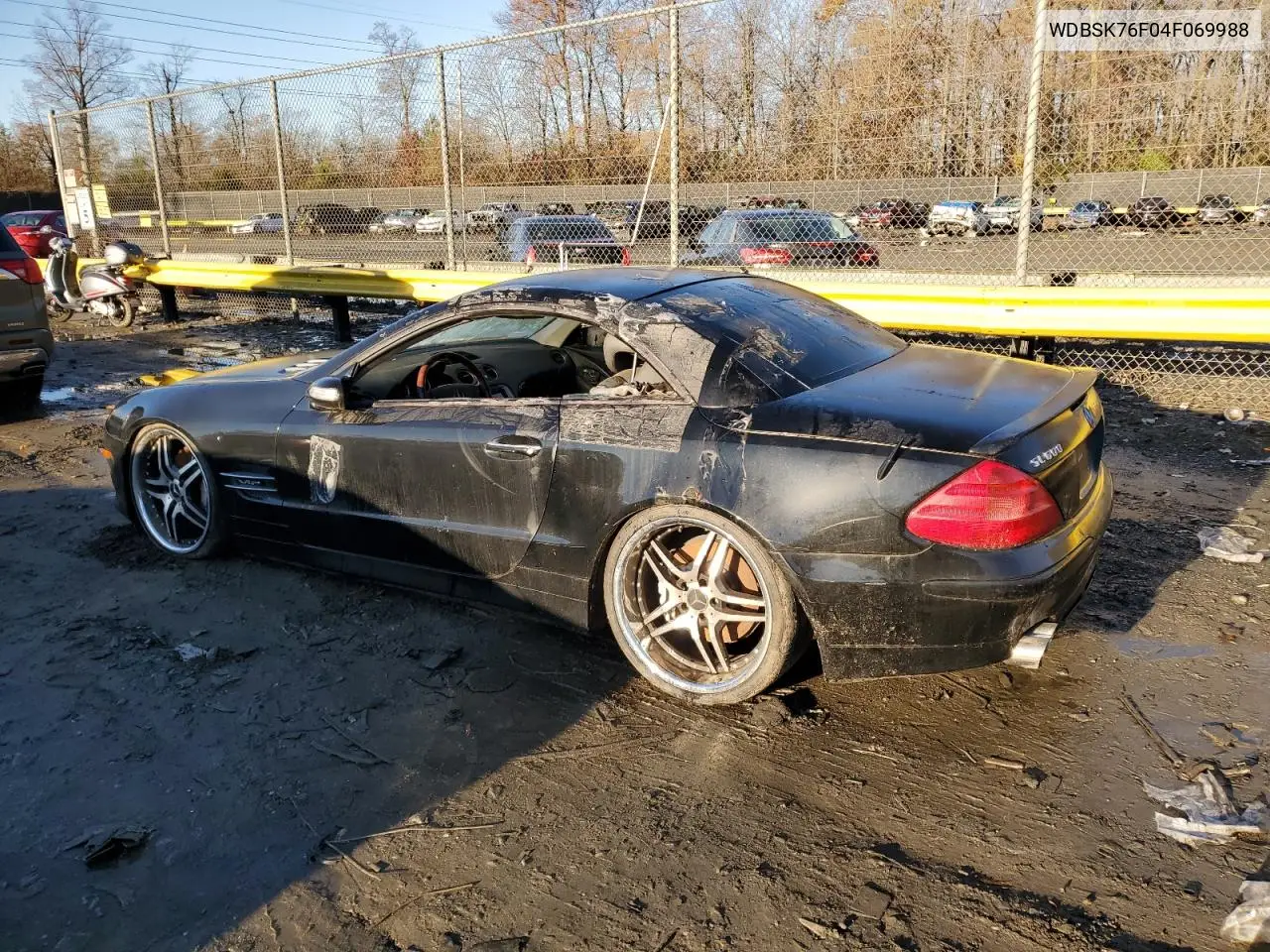 2004 Mercedes-Benz Sl 600 VIN: WDBSK76F04F069988 Lot: 41449095
