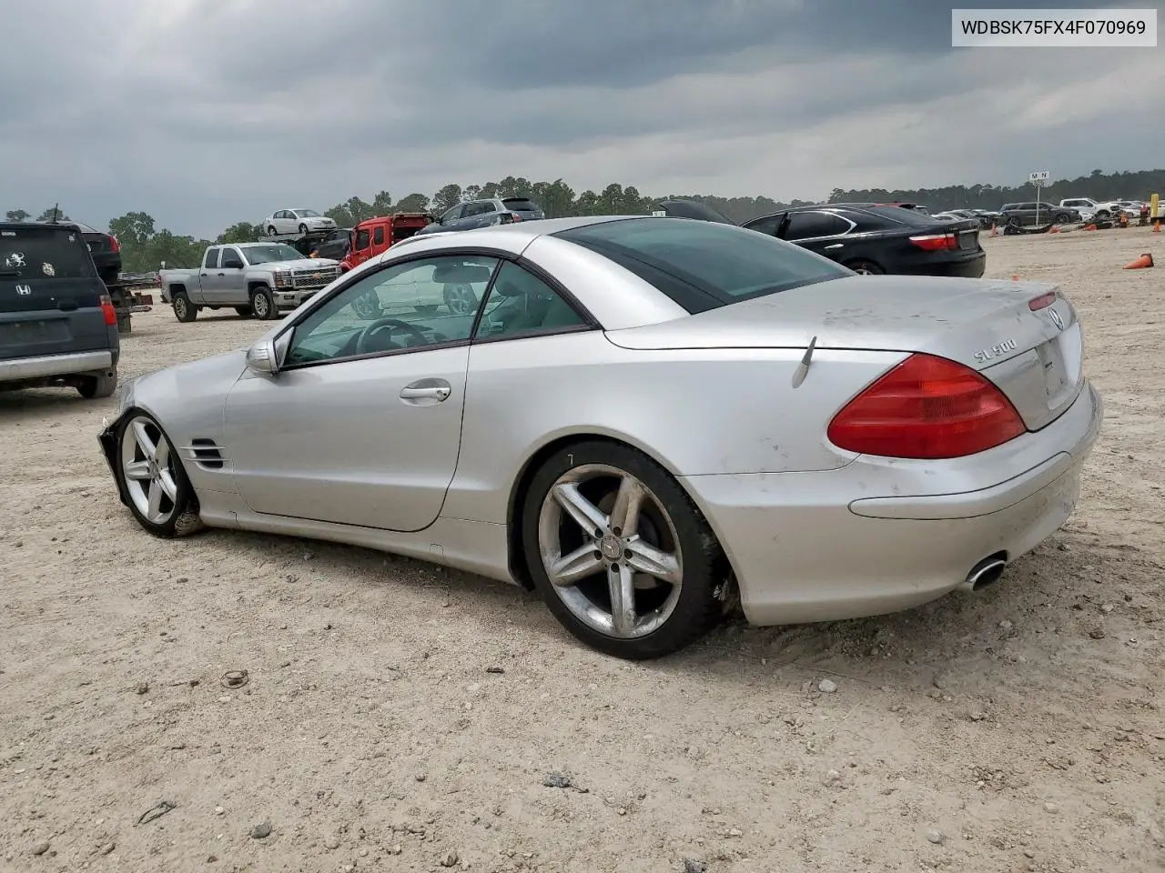 2004 Mercedes-Benz Sl 500 VIN: WDBSK75FX4F070969 Lot: 59771875