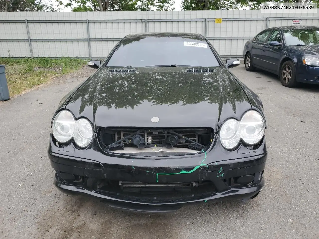 2004 Mercedes-Benz Sl 55 Amg VIN: WDBSK74F24F076539 Lot: 60300045