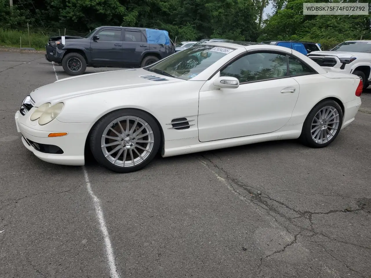 2004 Mercedes-Benz Sl 500 VIN: WDBSK75F74F072792 Lot: 62934285