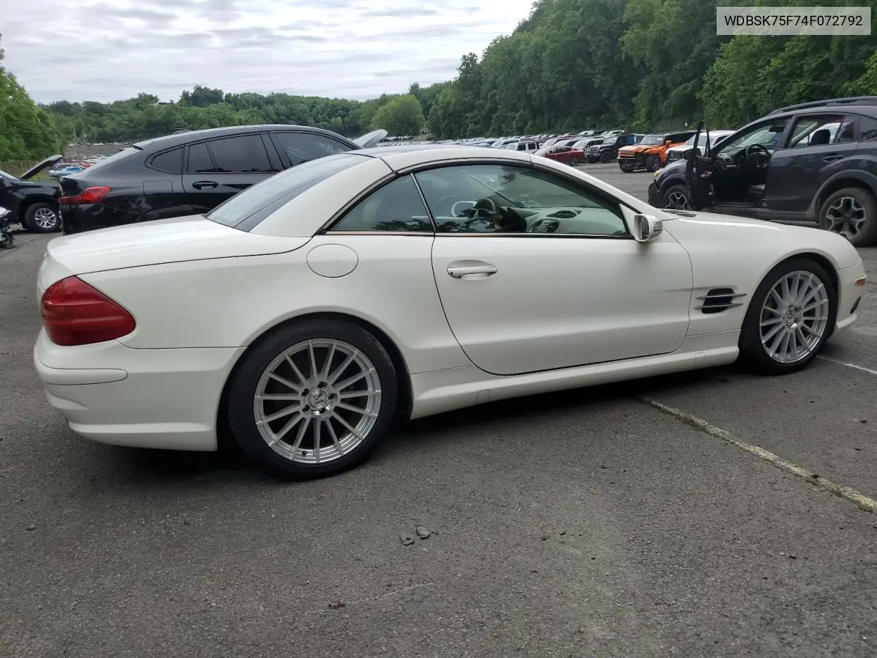 2004 Mercedes-Benz Sl 500 VIN: WDBSK75F74F072792 Lot: 62934285