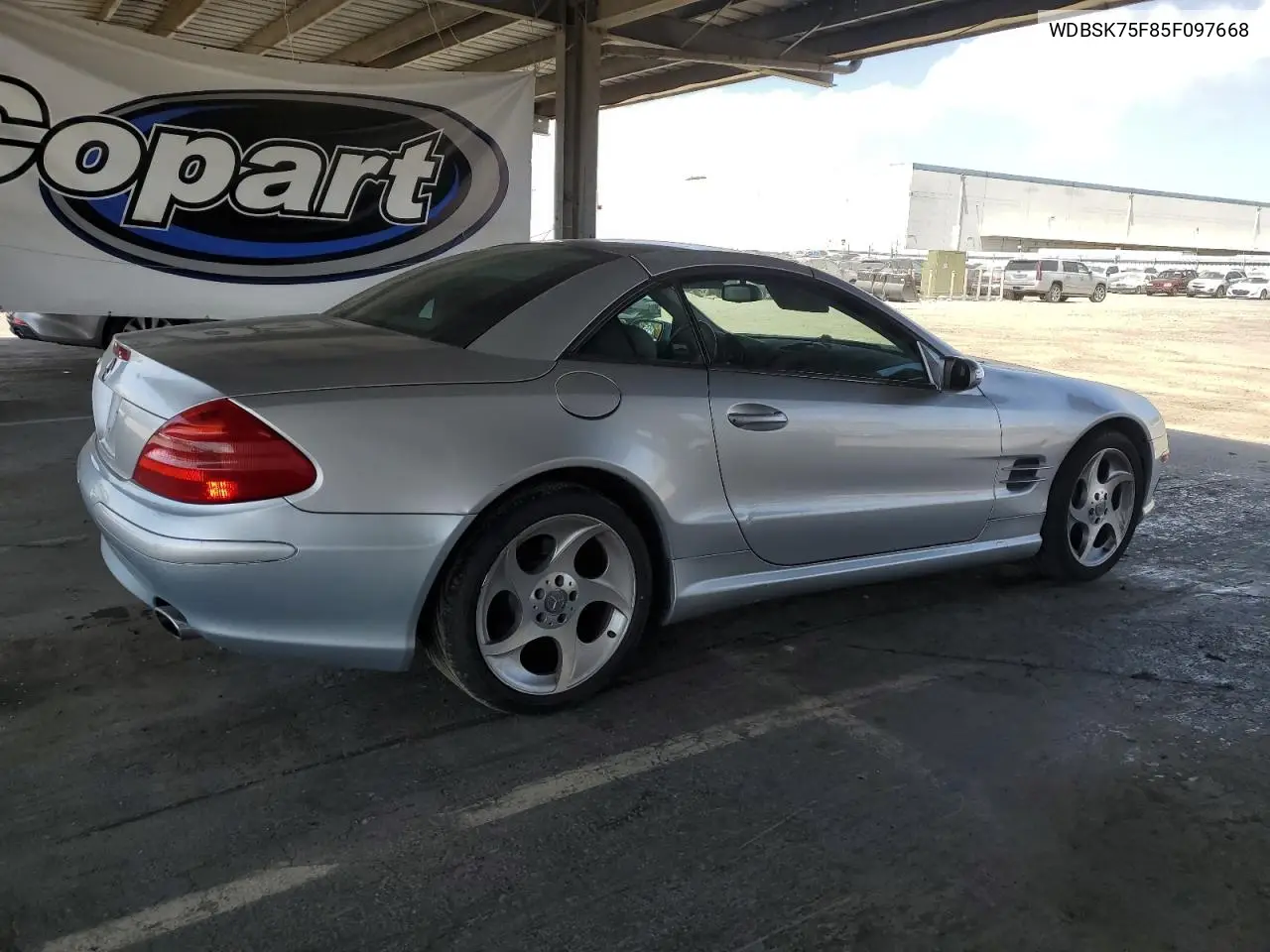 2005 Mercedes-Benz Sl 500 VIN: WDBSK75F85F097668 Lot: 61101455