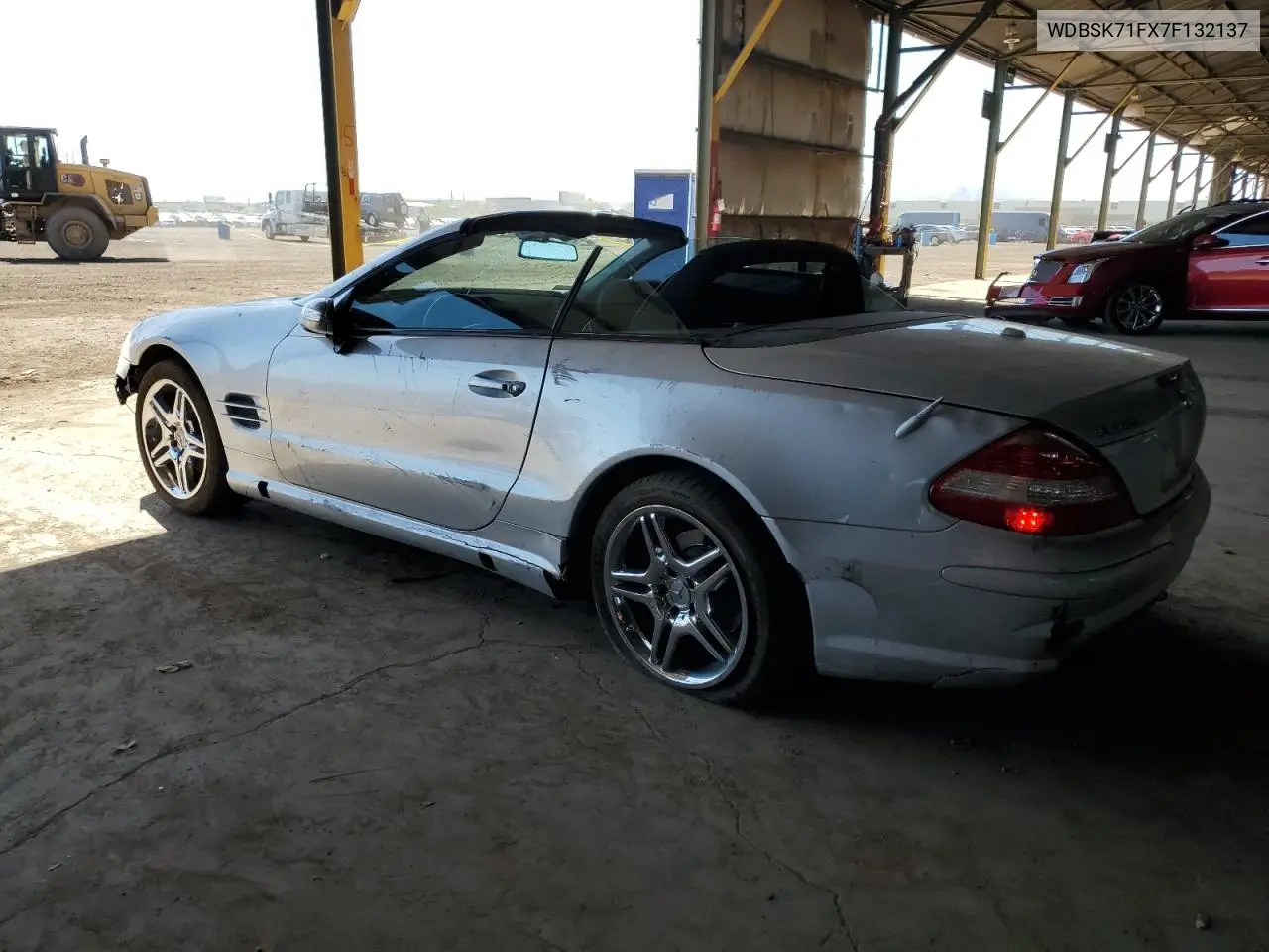 2007 Mercedes-Benz Sl 550 VIN: WDBSK71FX7F132137 Lot: 53267105