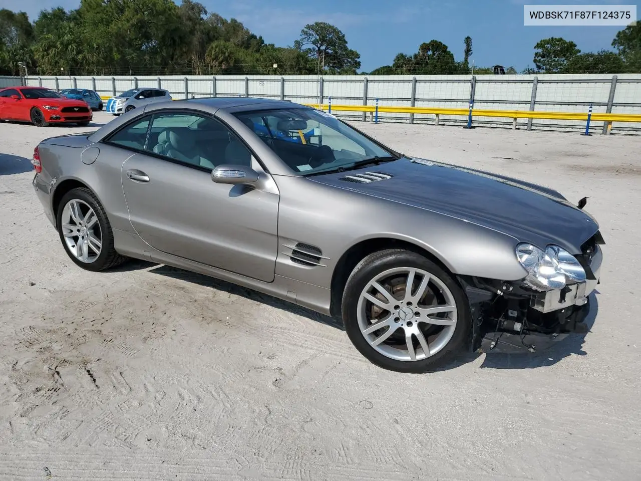 2007 Mercedes-Benz Sl 550 VIN: WDBSK71F87F124375 Lot: 55126305