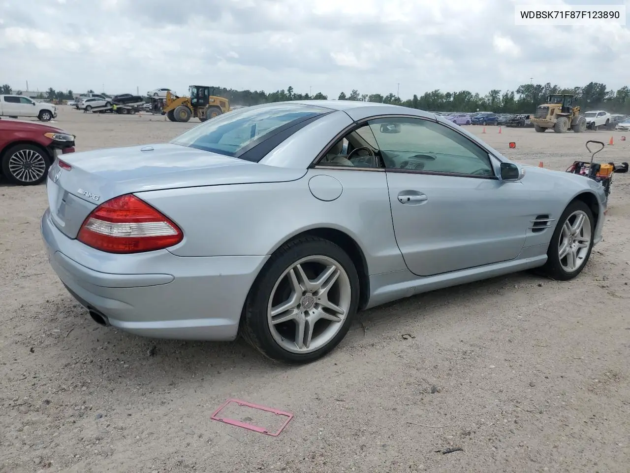 2007 Mercedes-Benz Sl 550 VIN: WDBSK71F87F123890 Lot: 55453355