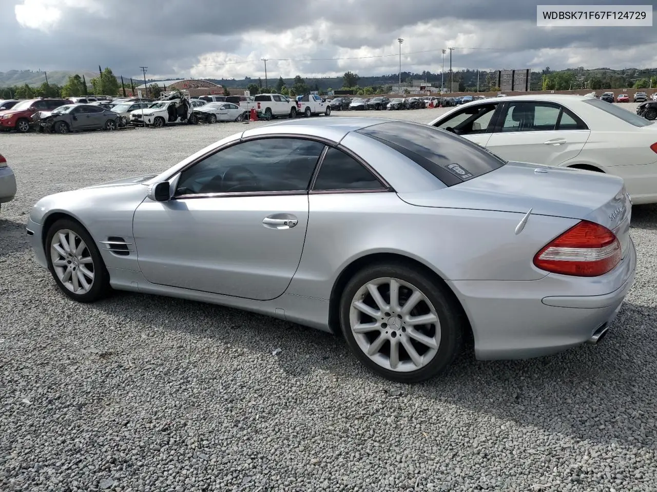 2007 Mercedes-Benz Sl 550 VIN: WDBSK71F67F124729 Lot: 56720475