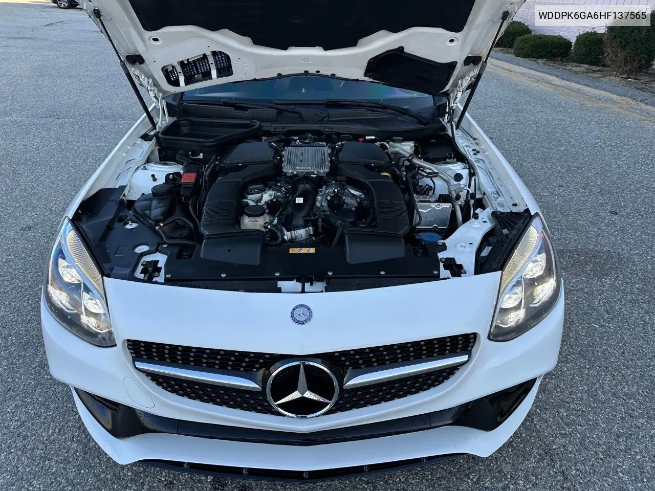 2017 Mercedes-Benz Slc 43 Amg VIN: WDDPK6GA6HF137565 Lot: 54969215