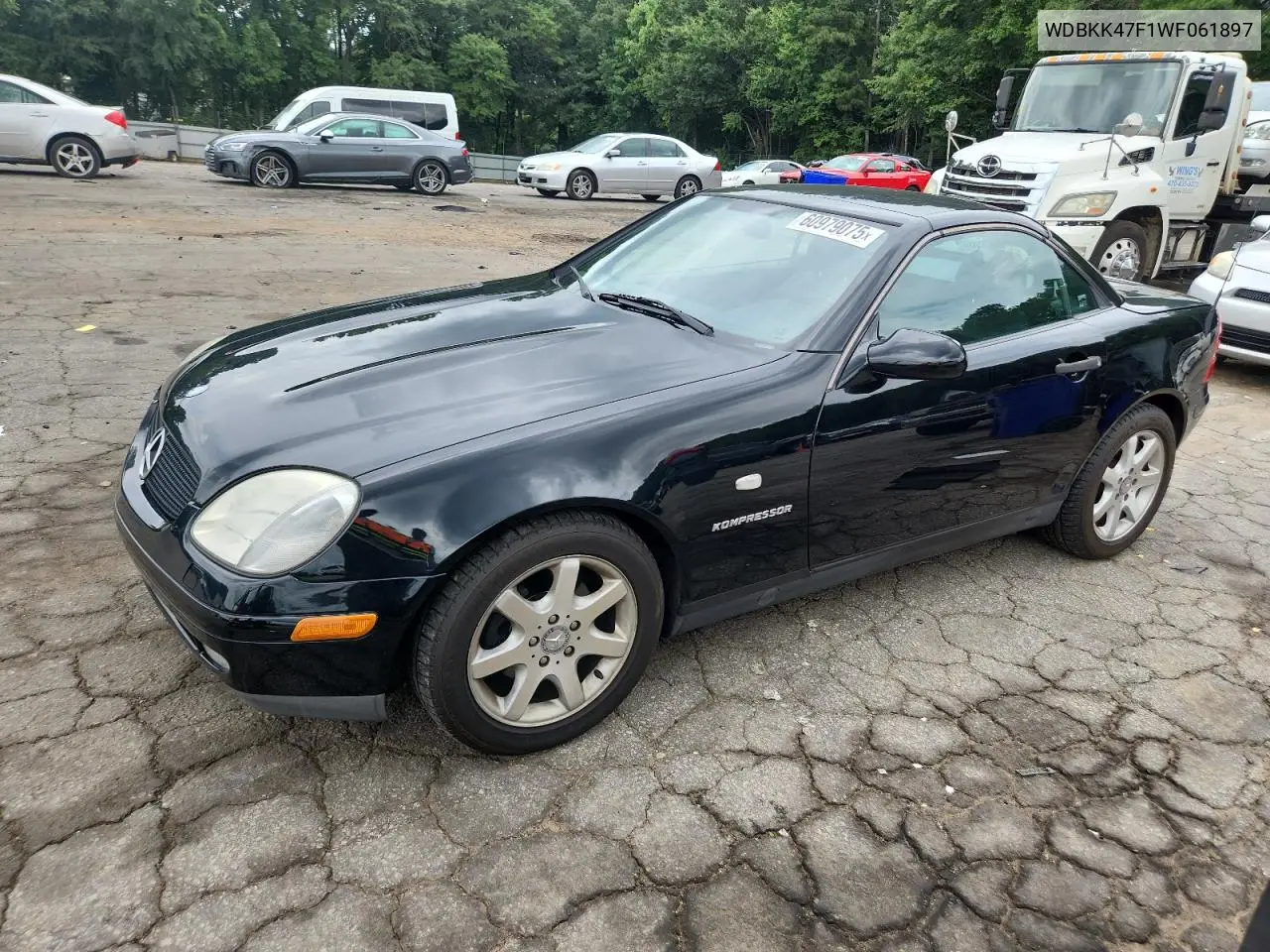 1998 Mercedes-Benz Slk 230 Kompressor VIN: WDBKK47F1WF061897 Lot: 60979075