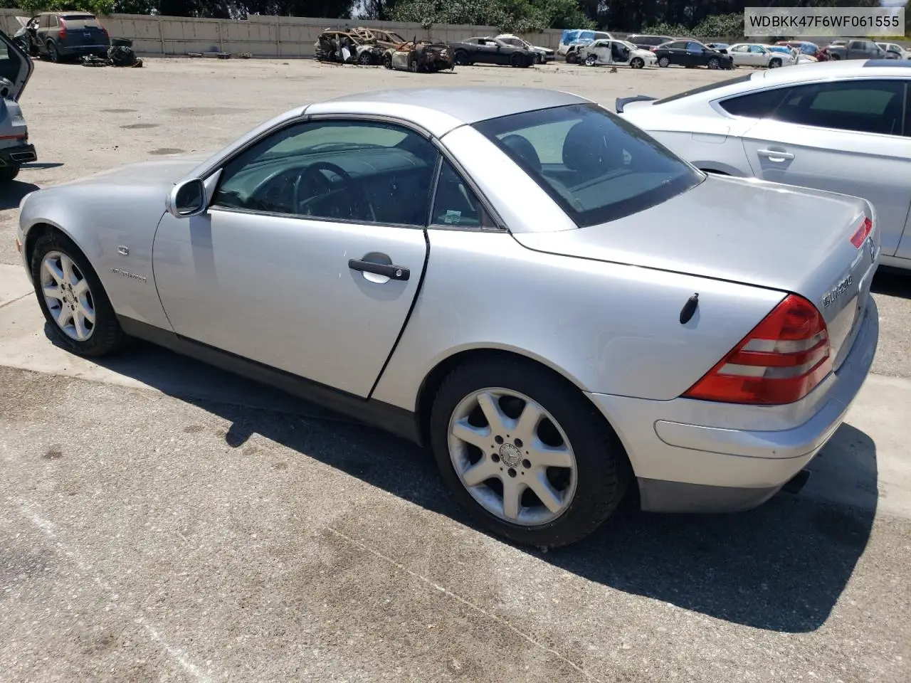 1998 Mercedes-Benz Slk 230 Kompressor VIN: WDBKK47F6WF061555 Lot: 63027395