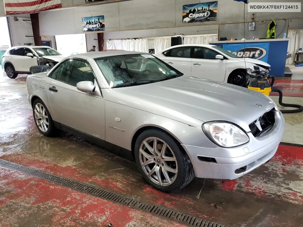 1999 Mercedes-Benz Slk 230 Kompressor VIN: WDBKK47F8XF124415 Lot: 60229115