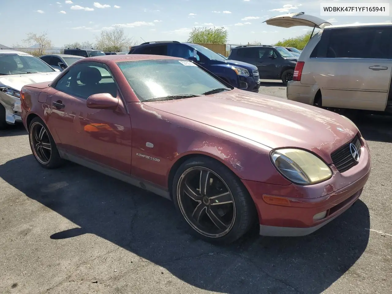 2000 Mercedes-Benz Slk 230 Kompressor VIN: WDBKK47F1YF165941 Lot: 53750745