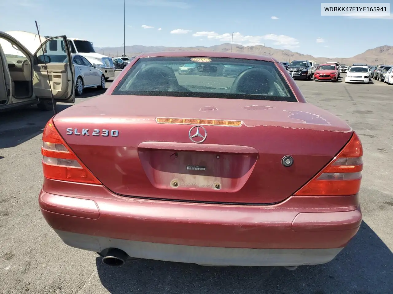 2000 Mercedes-Benz Slk 230 Kompressor VIN: WDBKK47F1YF165941 Lot: 53750745