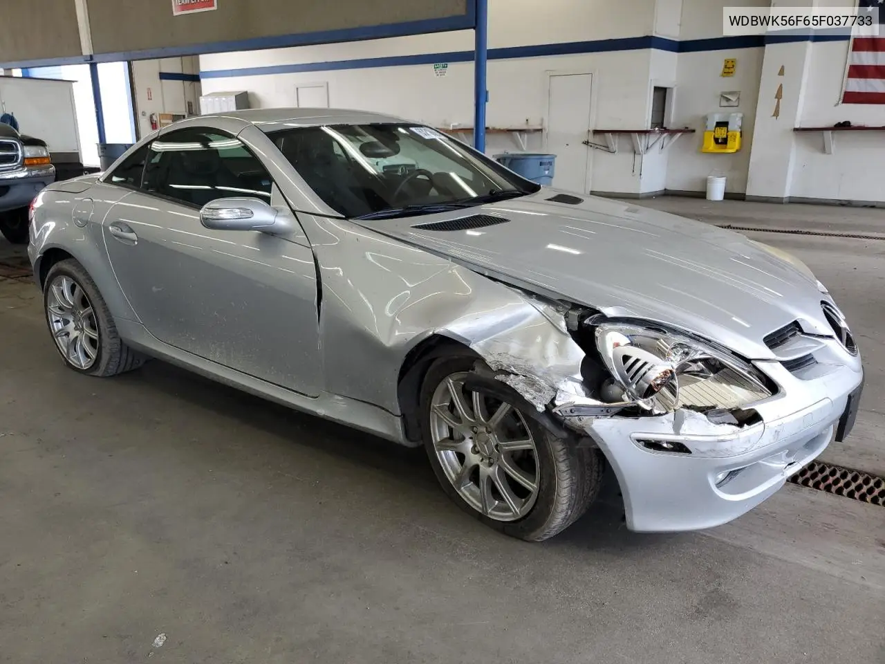 2005 Mercedes-Benz Slk 350 VIN: WDBWK56F65F037733 Lot: 63248685