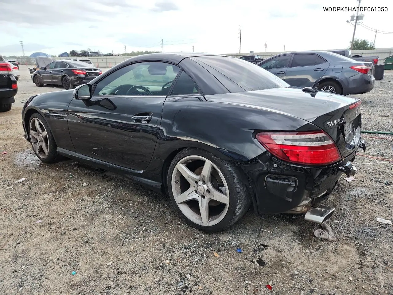 2013 Mercedes-Benz Slk 350 VIN: WDDPK5HA5DF061050 Lot: 62885235