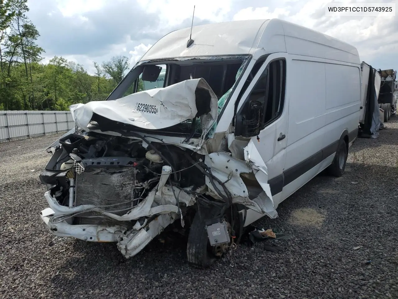 2013 Mercedes-Benz Sprinter 3500 VIN: WD3PF1CC1D5743925 Lot: 62390355