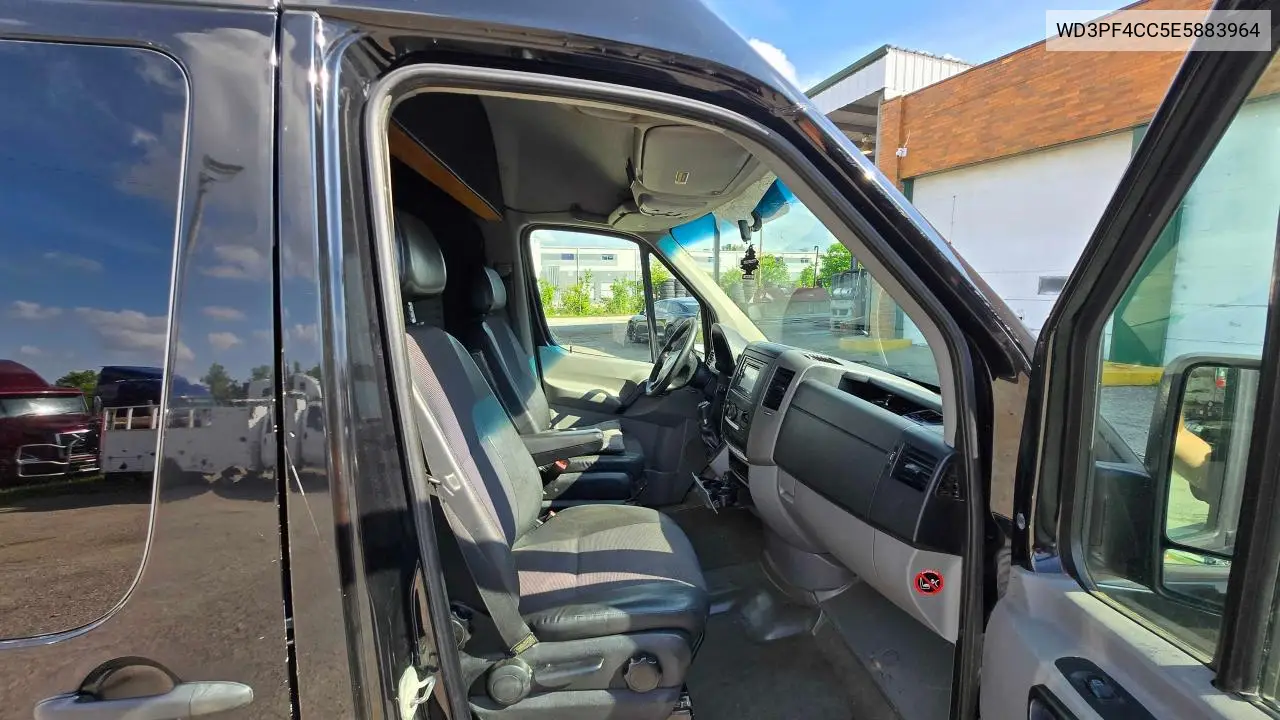 2014 Mercedes-Benz Sprinter 3500 VIN: WD3PF4CC5E5883964 Lot: 63341015
