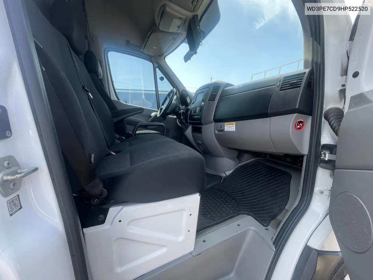 2017 Mercedes-Benz Sprinter 2500 VIN: WD3PE7CD9HP522520 Lot: 62961085