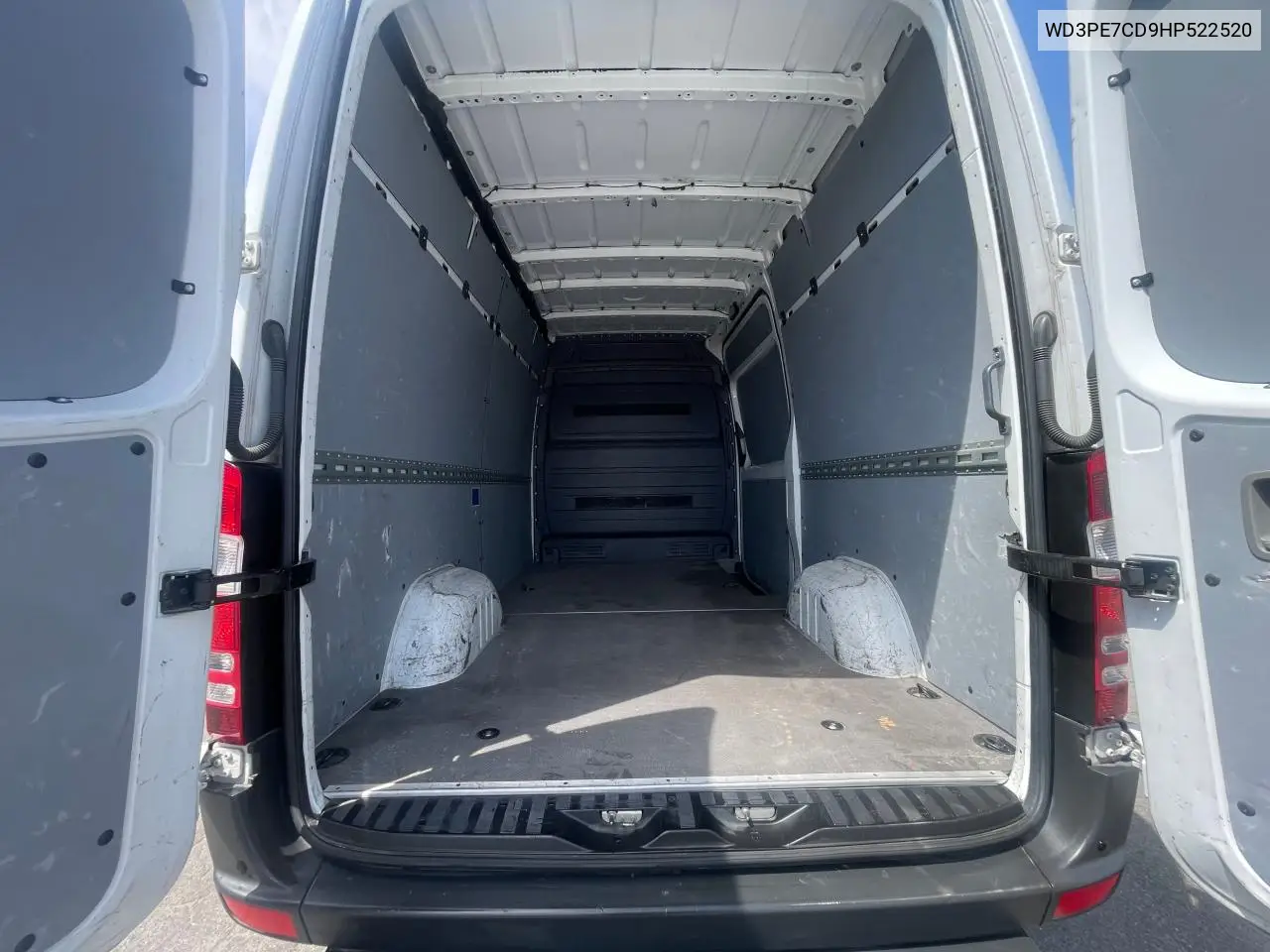 2017 Mercedes-Benz Sprinter 2500 VIN: WD3PE7CD9HP522520 Lot: 62961085