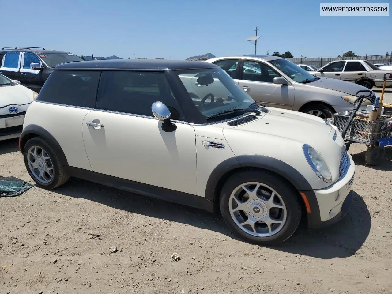 2005 Mini Cooper S VIN: WMWRE33495TD95584 Lot: 61571785