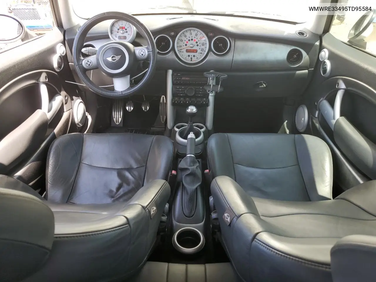 2005 Mini Cooper S VIN: WMWRE33495TD95584 Lot: 61571785