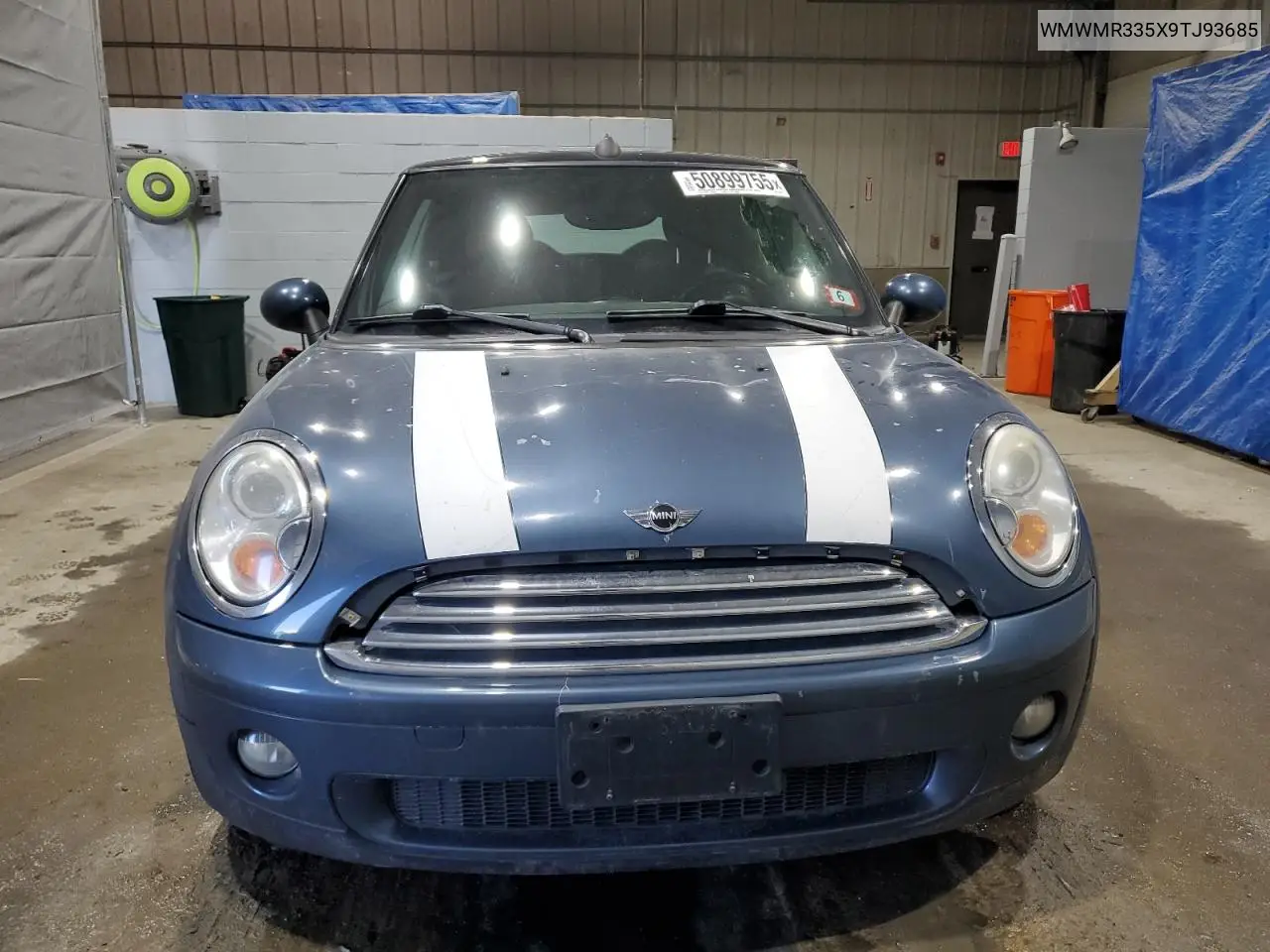 2009 Mini Cooper VIN: WMWMR335X9TJ93685 Lot: 50899755