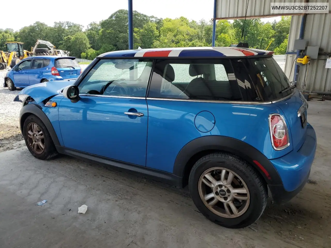 2011 Mini Cooper VIN: WMWSU3C52BT252207 Lot: 62735905