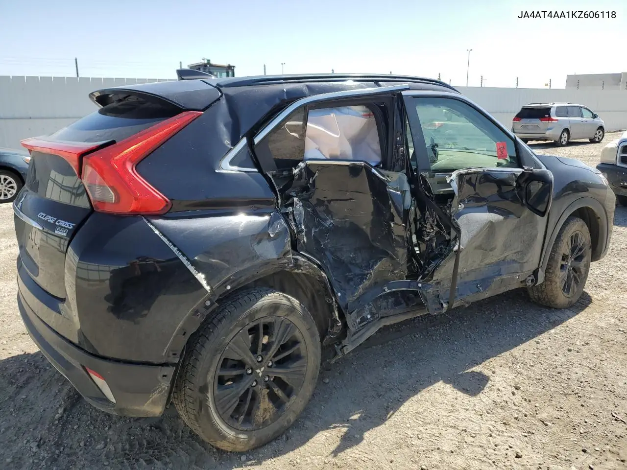 2019 Mitsubishi Eclipse Cross Le VIN: JA4AT4AA1KZ606118 Lot: 55646275