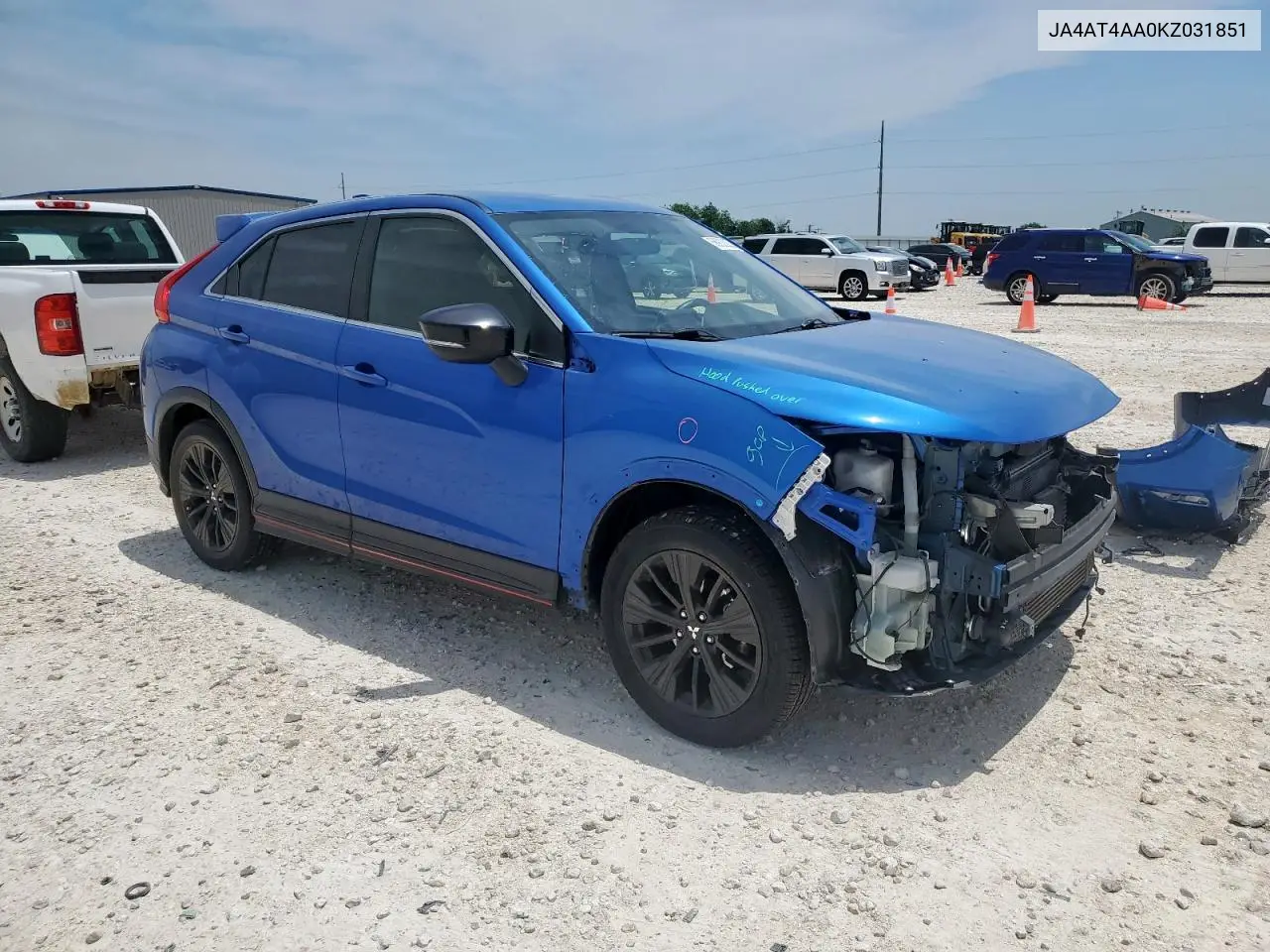 2019 Mitsubishi Eclipse Cross Le VIN: JA4AT4AA0KZ031851 Lot: 56902385