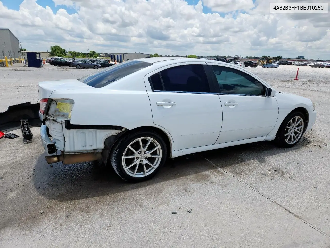 2011 Mitsubishi Galant Es VIN: 4A32B3FF1BE010250 Lot: 61951115