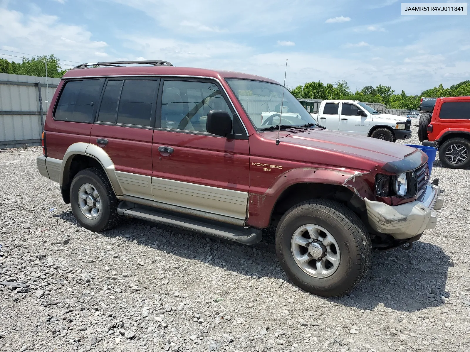 1997 Mitsubishi Montero Sr VIN: JA4MR51R4VJ011841 Lot: 55402554