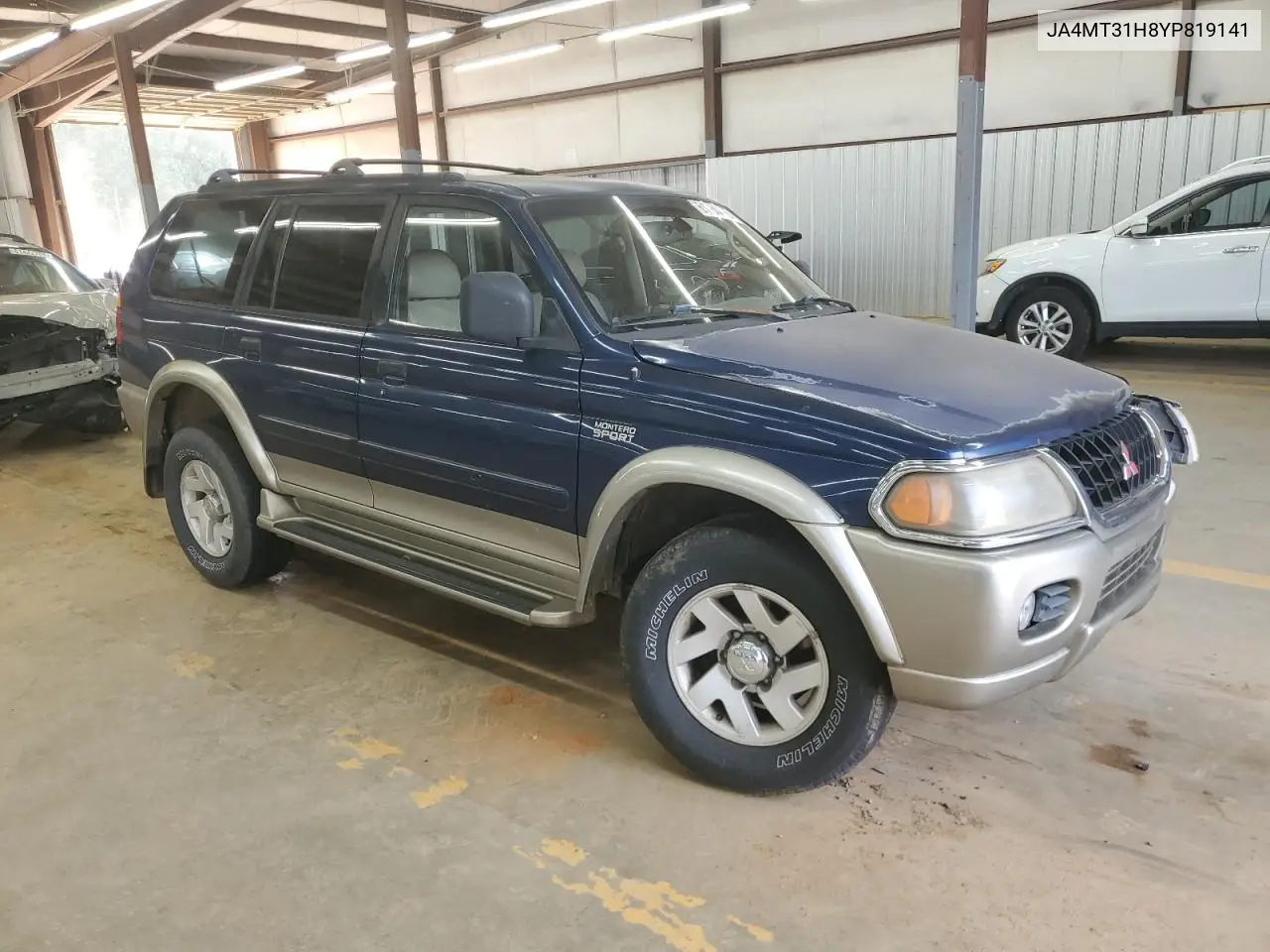 2000 Mitsubishi Montero Sport Ls VIN: JA4MT31H8YP819141 Lot: 61784465