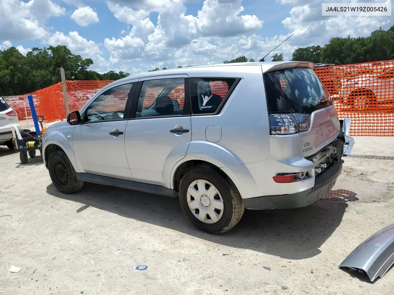 2009 Mitsubishi Outlander Es VIN: JA4LS21W19Z005426 Lot: 60615005