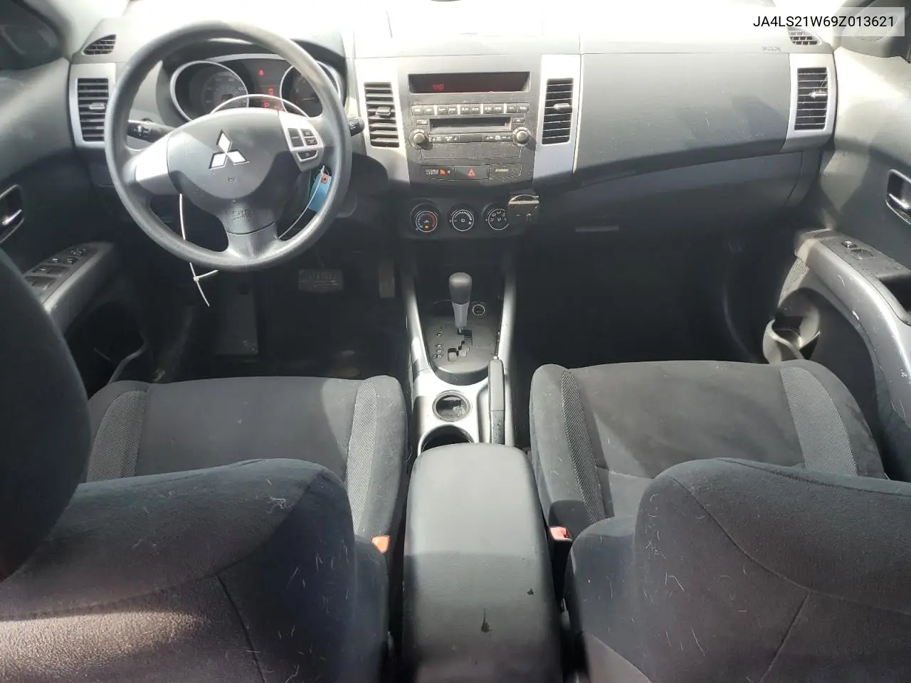 2009 Mitsubishi Outlander Es VIN: JA4LS21W69Z013621 Lot: 62653055