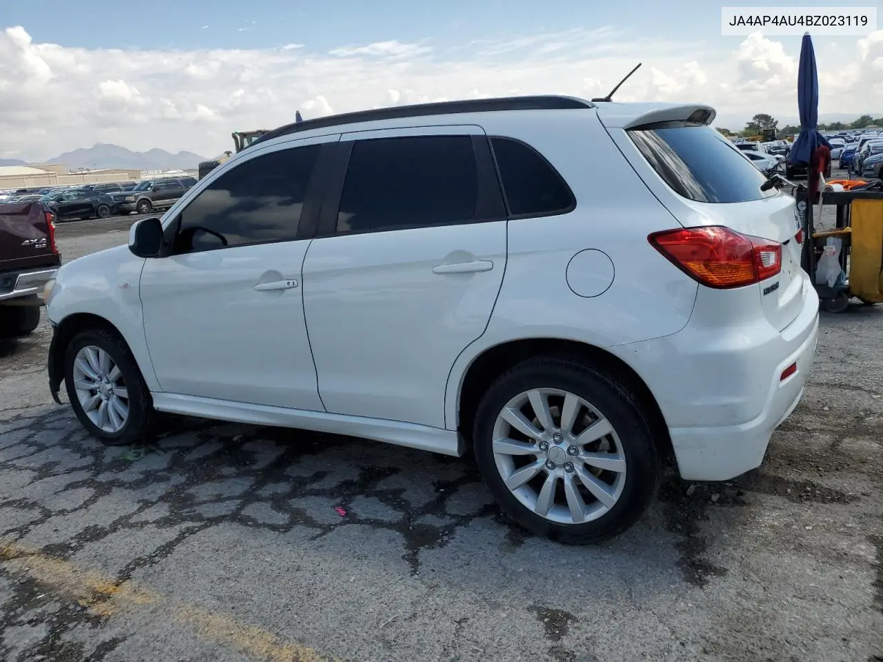 2011 Mitsubishi Outlander Sport Se VIN: JA4AP4AU4BZ023119 Lot: 56006555