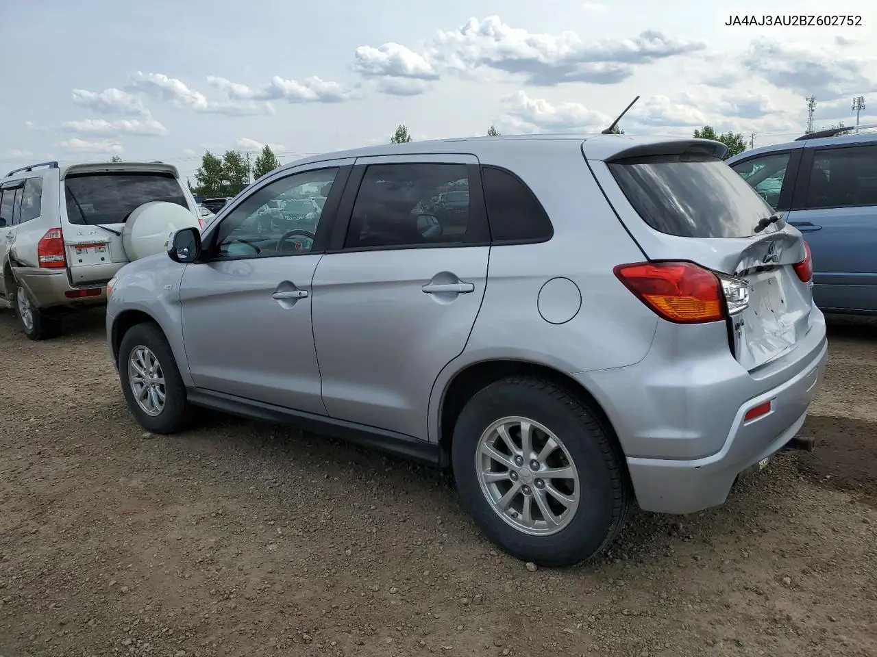2011 Mitsubishi Rvr Se VIN: JA4AJ3AU2BZ602752 Lot: 58974355