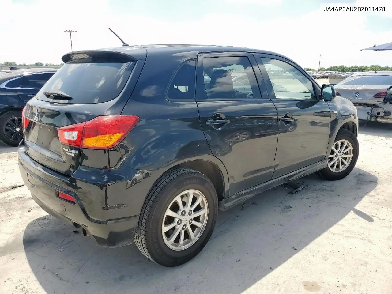 2011 Mitsubishi Outlander Sport Es VIN: JA4AP3AU2BZ011478 Lot: 60778665