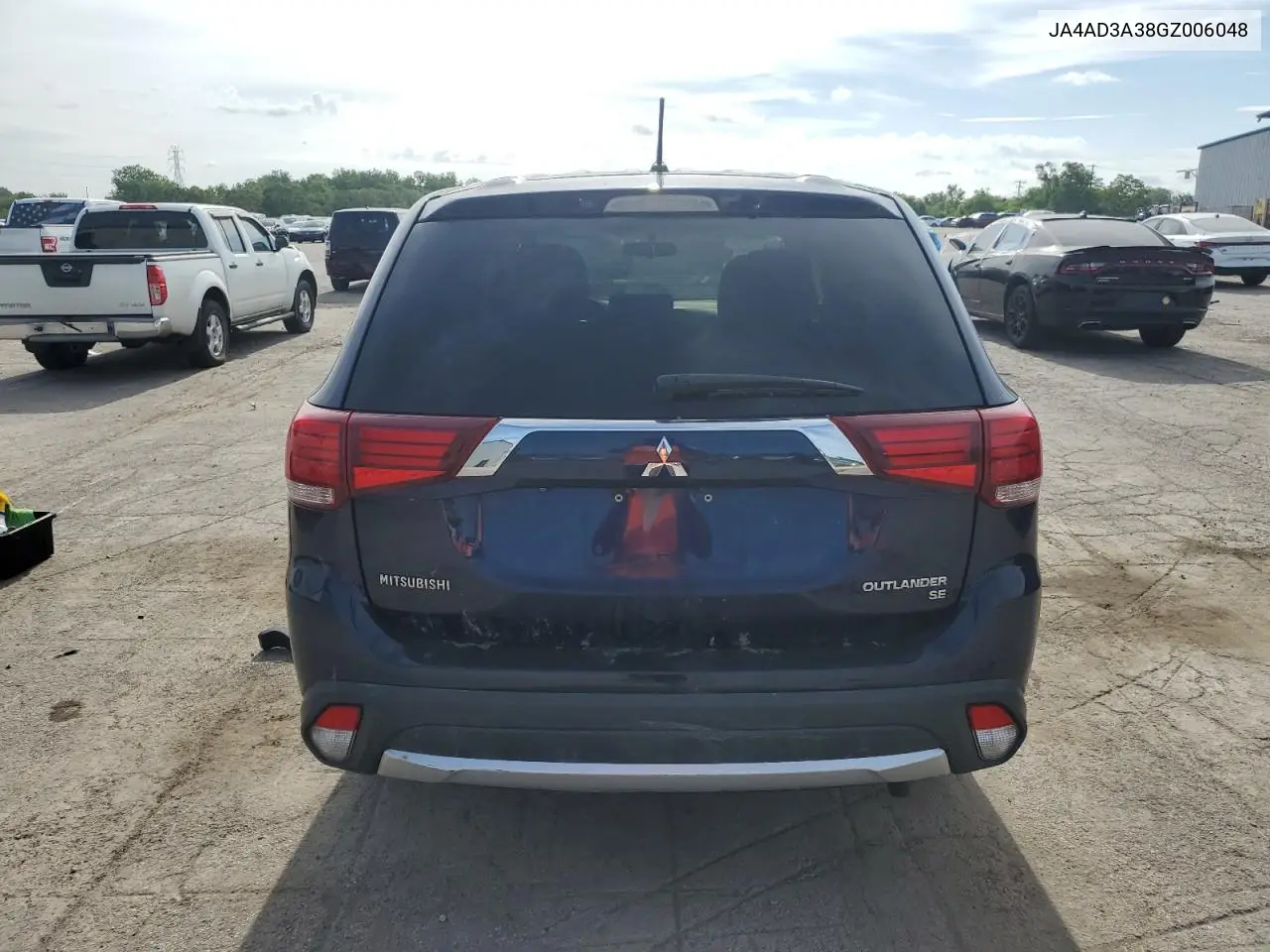 2016 Mitsubishi Outlander Se VIN: JA4AD3A38GZ006048 Lot: 62851885