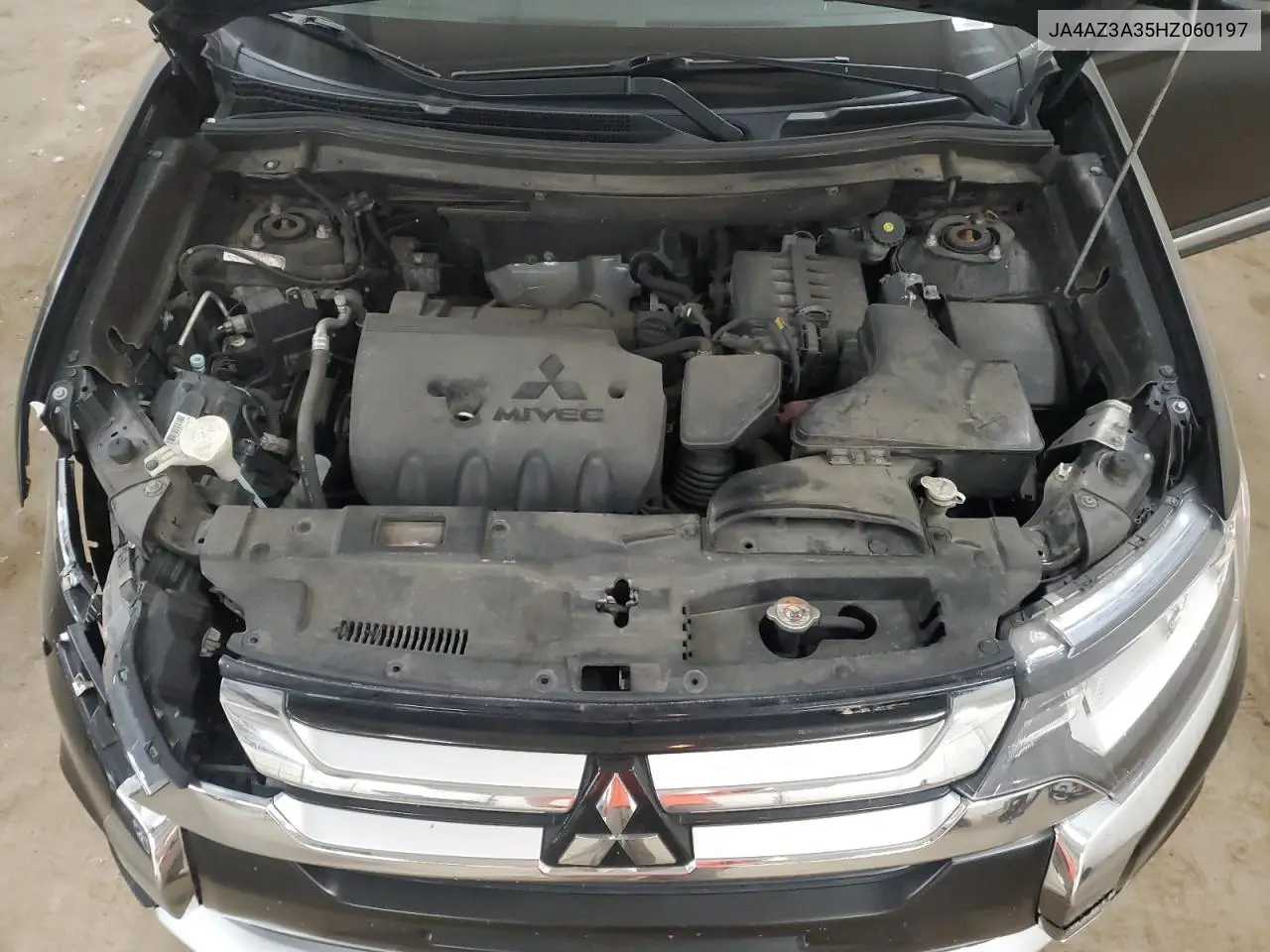 ja4az3a35hz060197 JA4AZ3A35HZ060197 2017 Mitsubishi Outlander Se