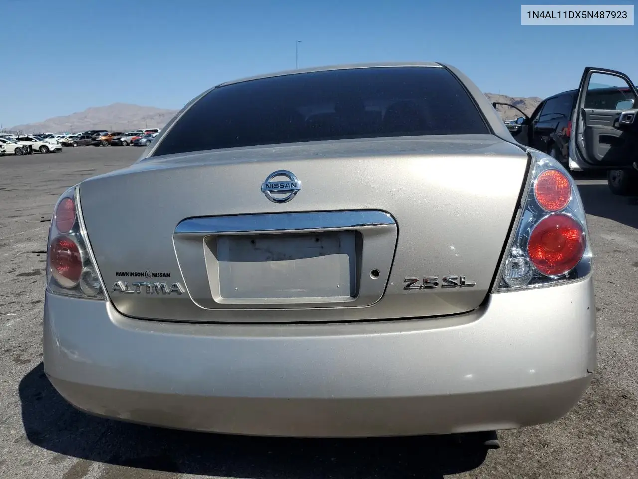 2005 Nissan Altima S VIN: 1N4AL11DX5N487923 Lot: 54387365